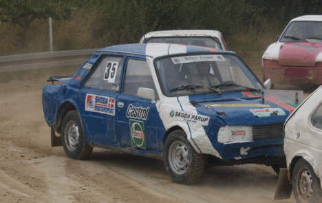 Mike Sørensen er et spændende FR-talent i sin Skoda 130.